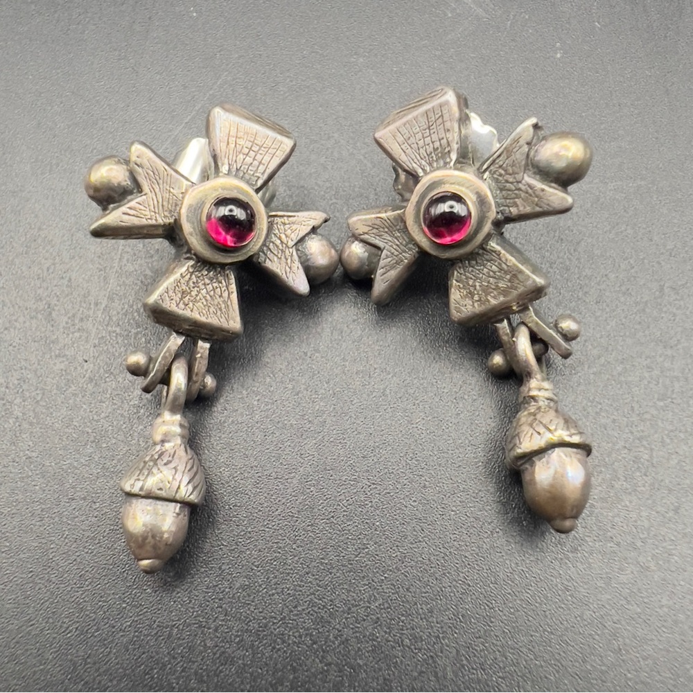 Rare Y2K Kara Varian Baker Sterling Silver Garnet Earrings Cross Vamp Goth